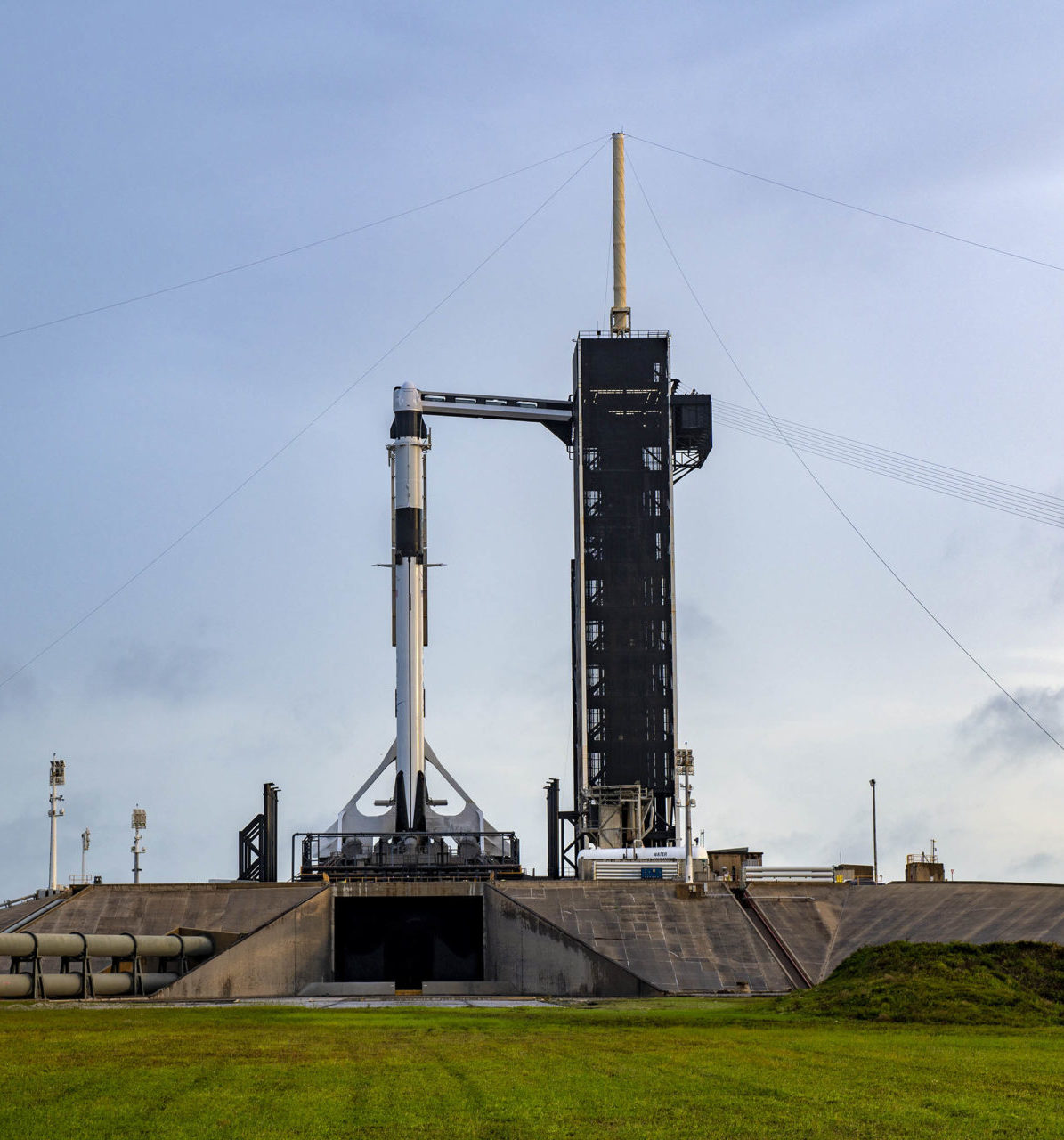 SpaceX-22 Falcon 9 with Dragon Capsule