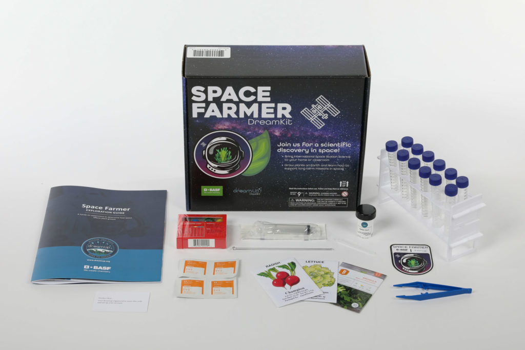 Space science hotsell kit