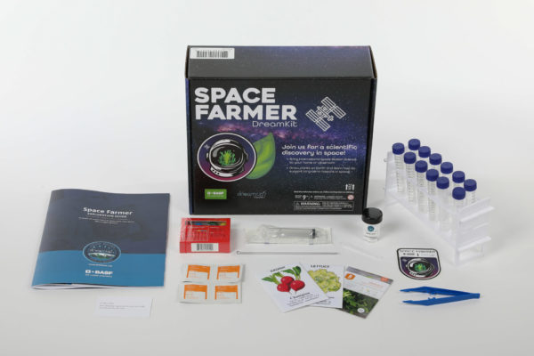Space Farmer DreamKit Contents